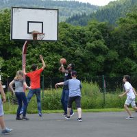 01 Auf dem Sportplatz