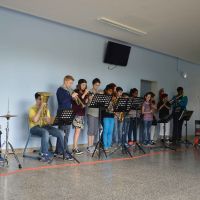 A001 Eröffnung des Schulfestes mit der Bigband in der Pausenhalle