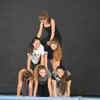 A012 Akrobatikvorführung der 7b