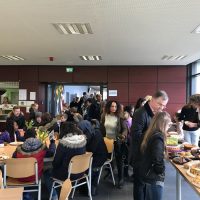 Eltern begrüßen Eltern